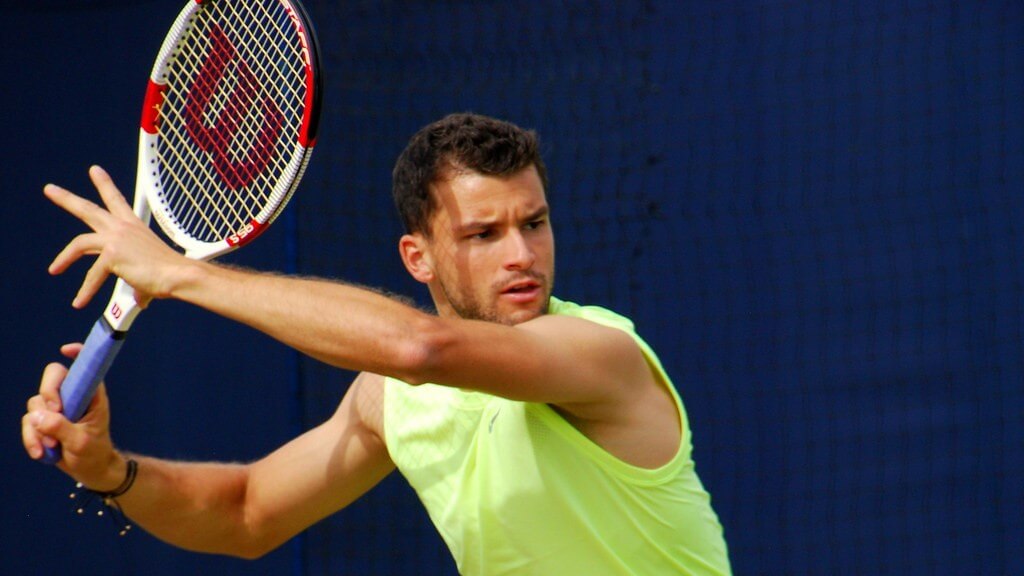 Grigor Dimitrov: La estrella búlgara del tenis mostrando sus habilidades